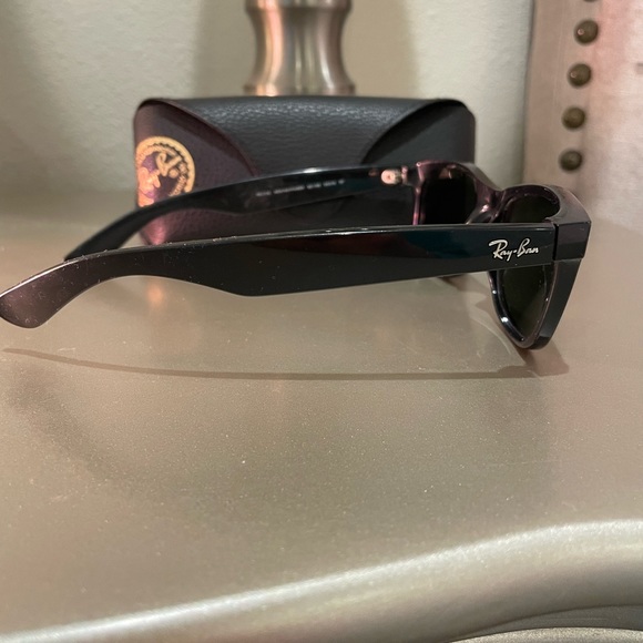 RayBan Classic Polarized Wayfarer - Picture 6 of 8